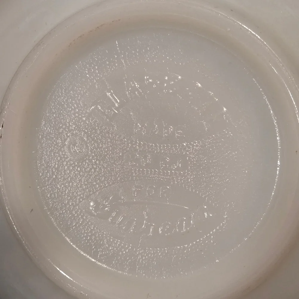 Vintage Glasbake for Sunbeam White Milk Glass Mixing Bowl with Spout 20 CJ